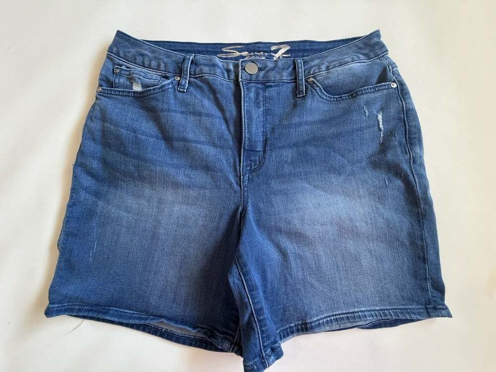 Seven7 Shorts Women 14 Blue Denim Distressed Mid Rise Bermuda Casual Summer
